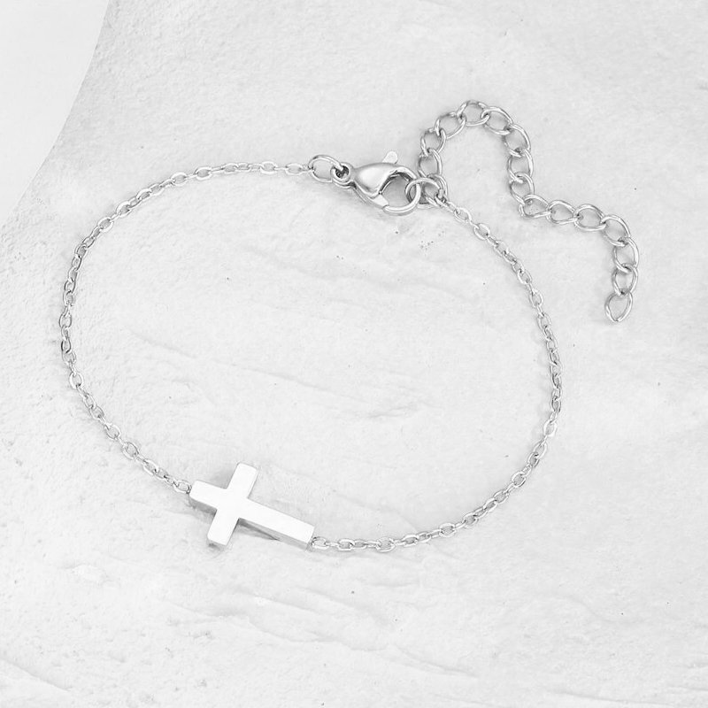 bracelet croix allongée acier inoxydable