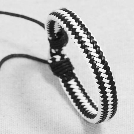 cadeau à petit prix pour homme bracelet cuir tressé noir et blanc
