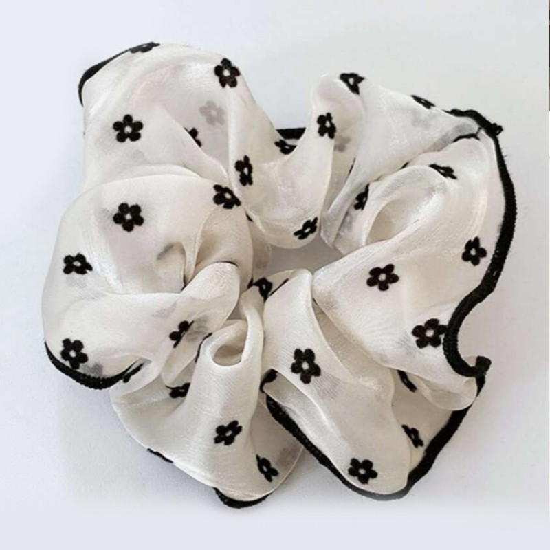 chouchou à fleurs noires
