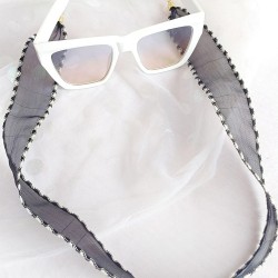 chaîne à lunettes ruban transparent à liseré marine