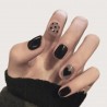 faux ongles noirs et gris transparents à pois